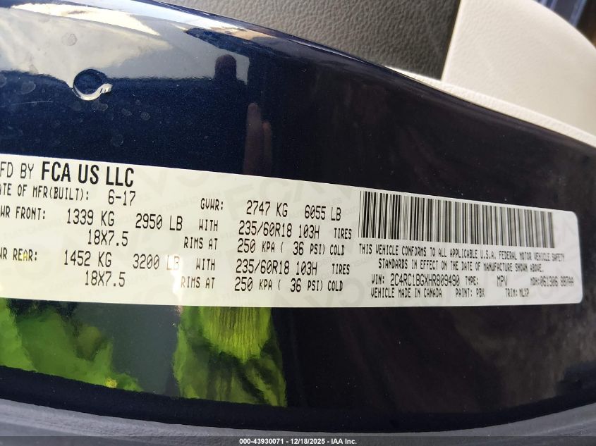 2017 Chrysler Pacifica Touring-L VIN: 2C4RC1BGXHR809490 Lot: 43930071