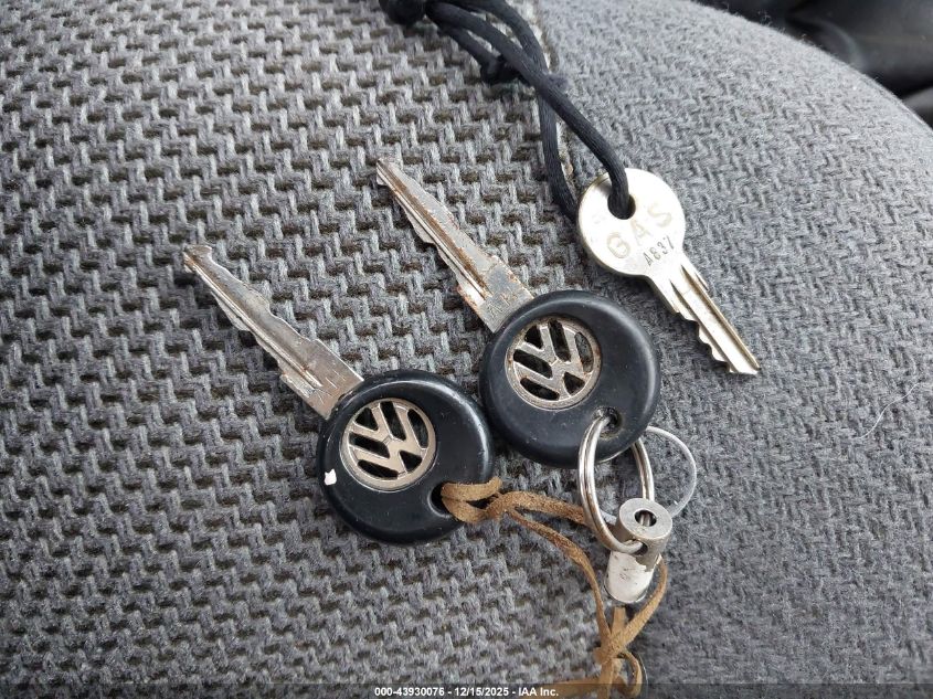 1987 Volkswagen Cabriolet VIN: WVWCA0157HK009797 Lot: 43930076