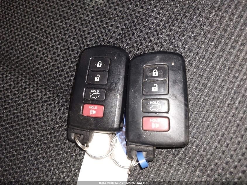 2018 Toyota Rav4 Xle VIN: 2T3RFREV7JW723162 Lot: 43930094