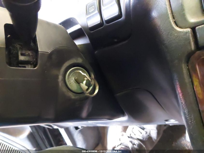 1998 Subaru Legacy 2.5Gt VIN: 4S3BK6754W7322213 Lot: 43930096