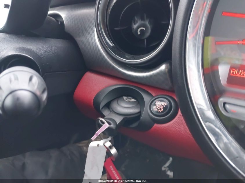 2008 Mini Cooper S Clubman VIN: WMWMM33588TP71277 Lot: 43930168