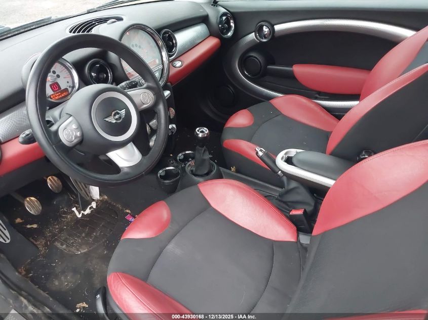 2008 Mini Cooper S Clubman VIN: WMWMM33588TP71277 Lot: 43930168