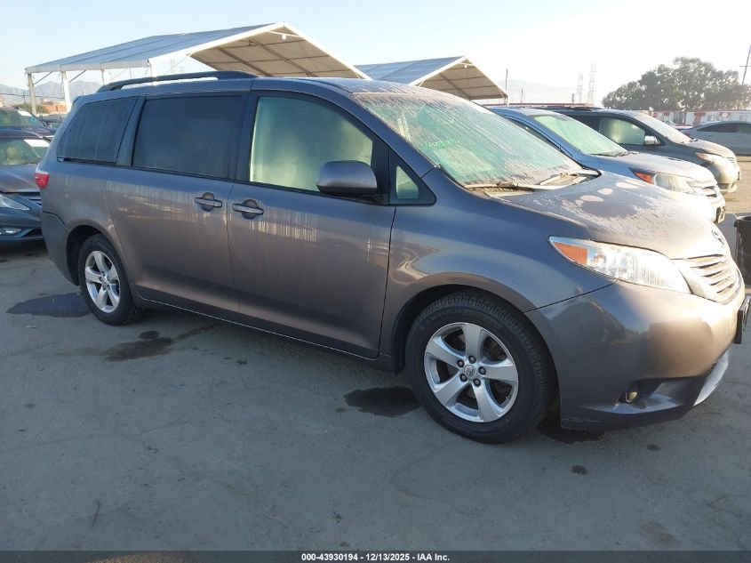 TOYOTA SIENNA LE 8 PASSENGER