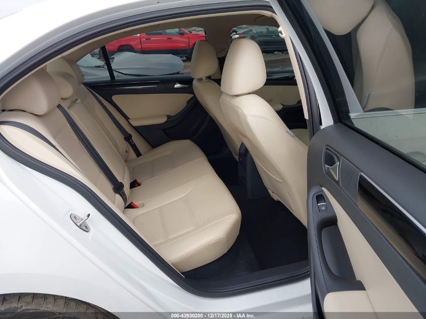 2017 Volkswagen Jetta 1.8T Sel/1.8T Sel Premium VIN: 3VWL17AJ8HM214170 Lot: 43930200