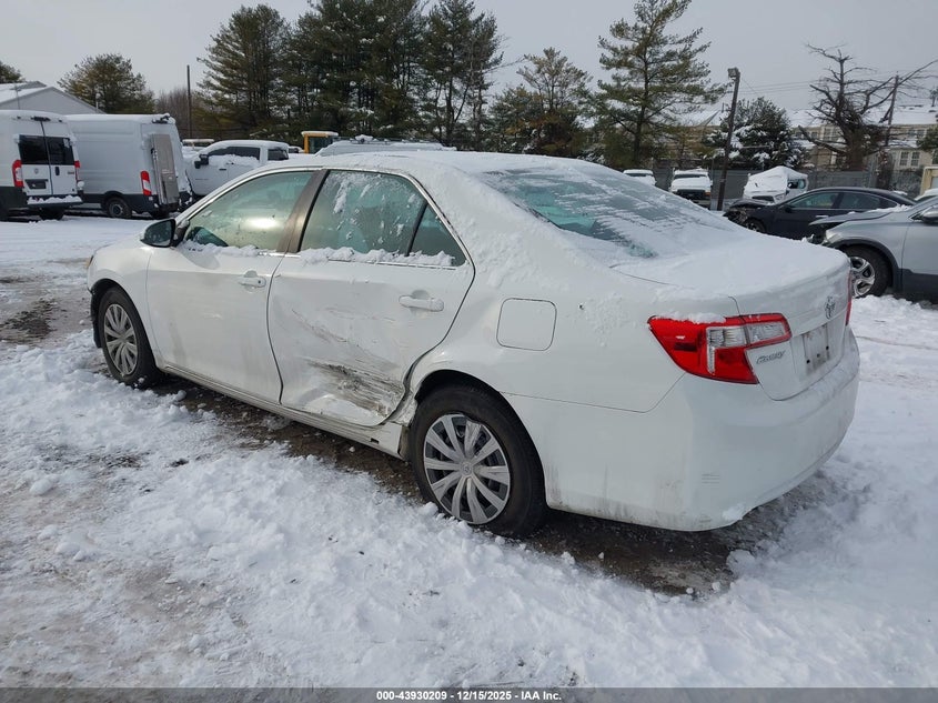 2014 Toyota Camry Le