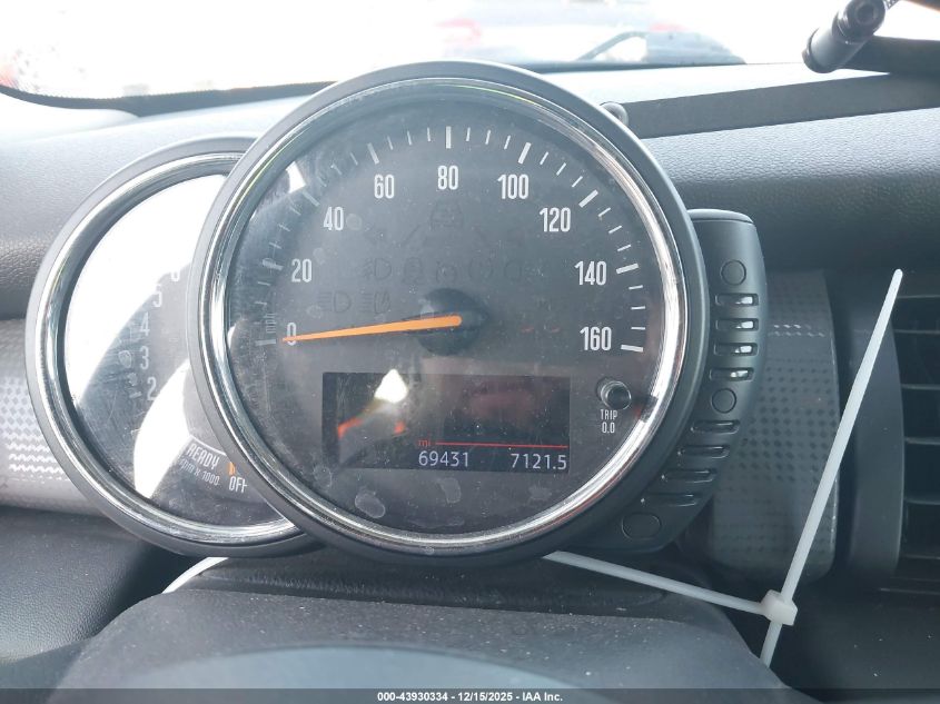 2015 Mini Hardtop Cooper VIN: WMWXS5C5XFT828901 Lot: 43930334