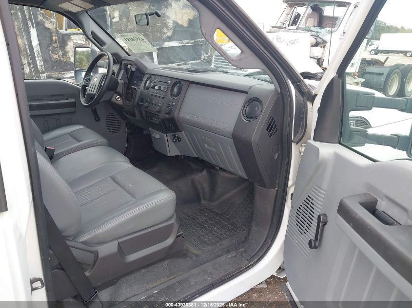 2011 Ford F-350 Chassis Xl VIN: 1FDRF3GT2BEB59711 Lot: 43930381