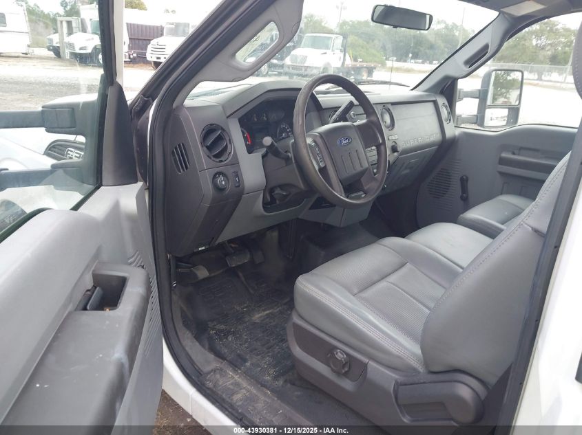 2011 Ford F-350 Chassis Xl VIN: 1FDRF3GT2BEB59711 Lot: 43930381