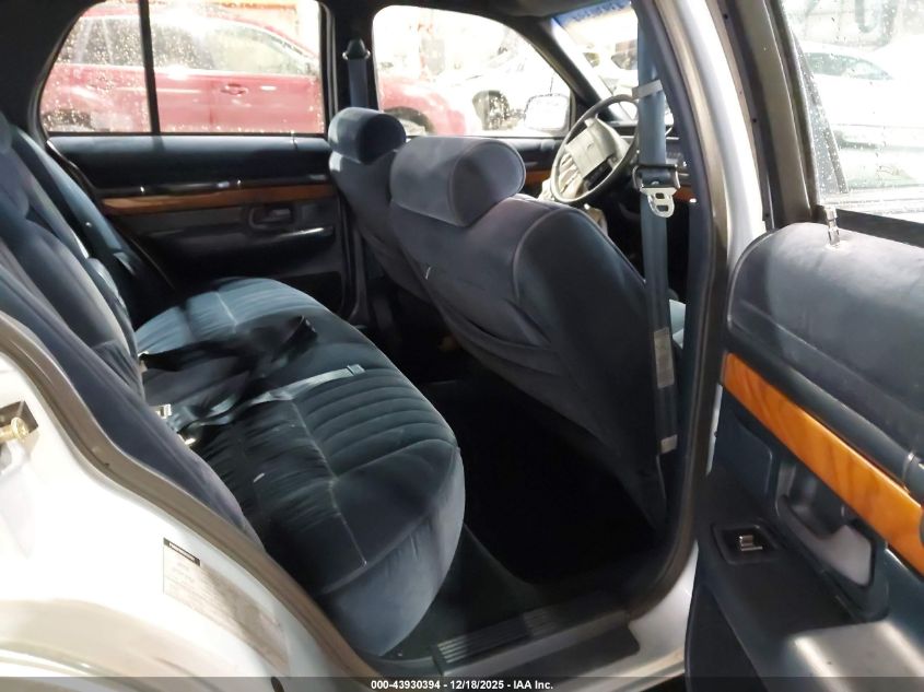 1992 Mercury Grand Marquis Ls VIN: 2MECM75W0NX677225 Lot: 43930394