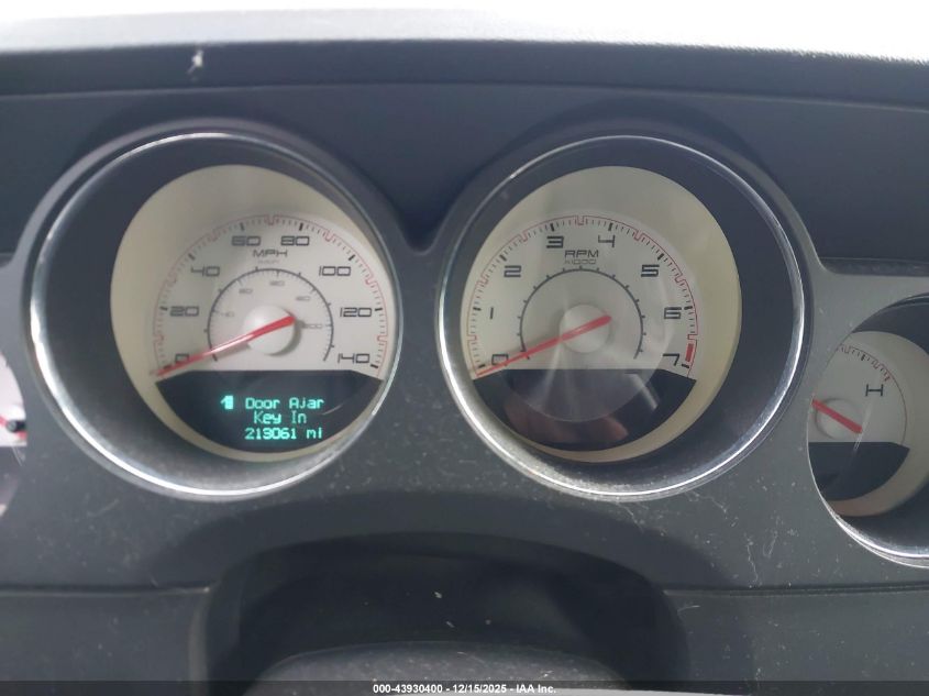 2011 Dodge Challenger VIN: 2B3CJ4DG7BH519247 Lot: 43930400