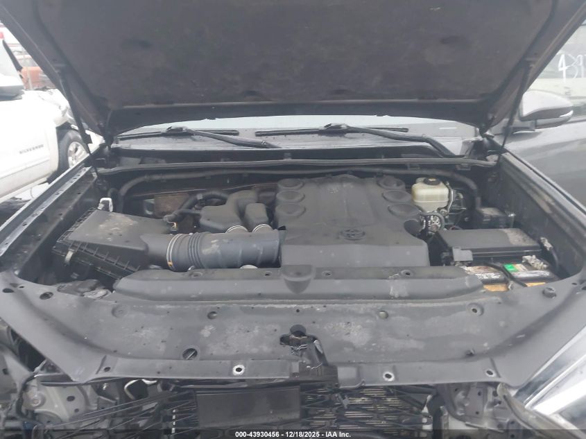 2020 Toyota 4Runner Sr5 Premium VIN: JTEBU5JR2L5824902 Lot: 43930456