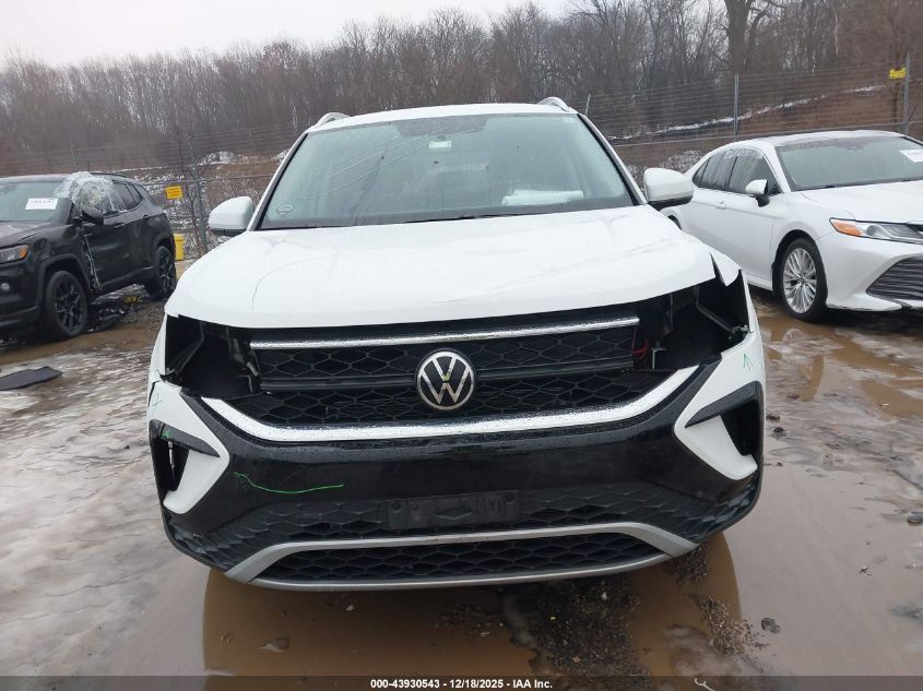 2022 Volkswagen Taos 1.5T Se VIN: 3VVWX7B20NM042400 Lot: 43930543