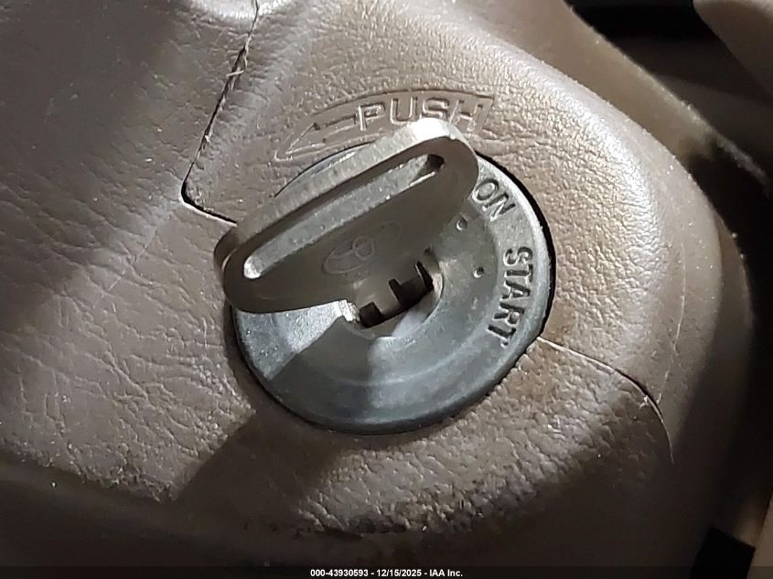 2001 Toyota Corolla Le VIN: 1NXBR12E81Z484664 Lot: 43930593