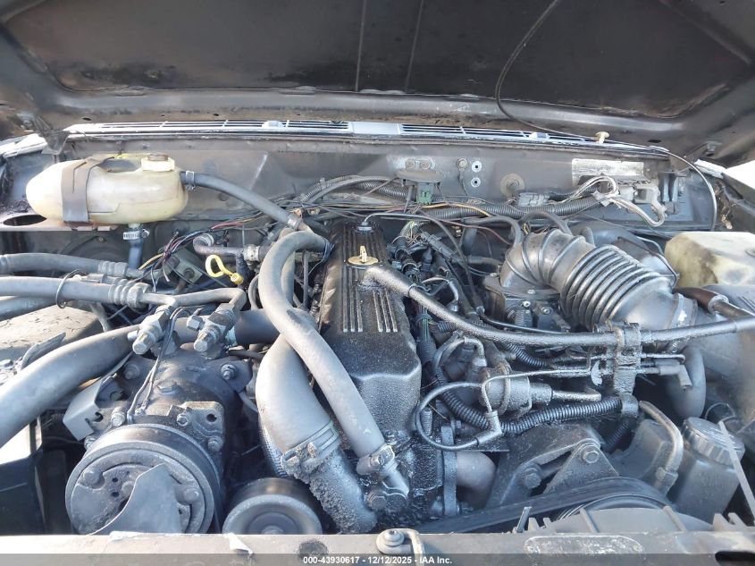 1988 Jeep Comanche VIN: 1JTMW6412JT082611 Lot: 43930617