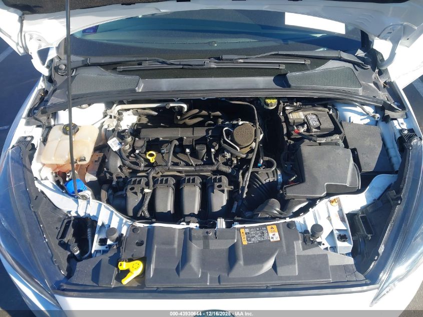 2015 Ford Focus Se VIN: 1FADP3K23FL318527 Lot: 43930644