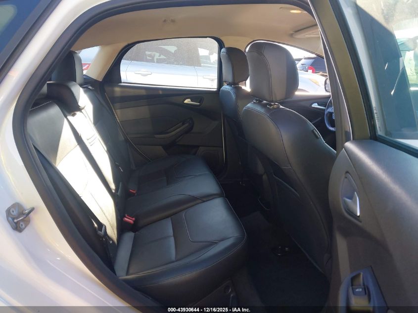 2015 Ford Focus Se VIN: 1FADP3K23FL318527 Lot: 43930644