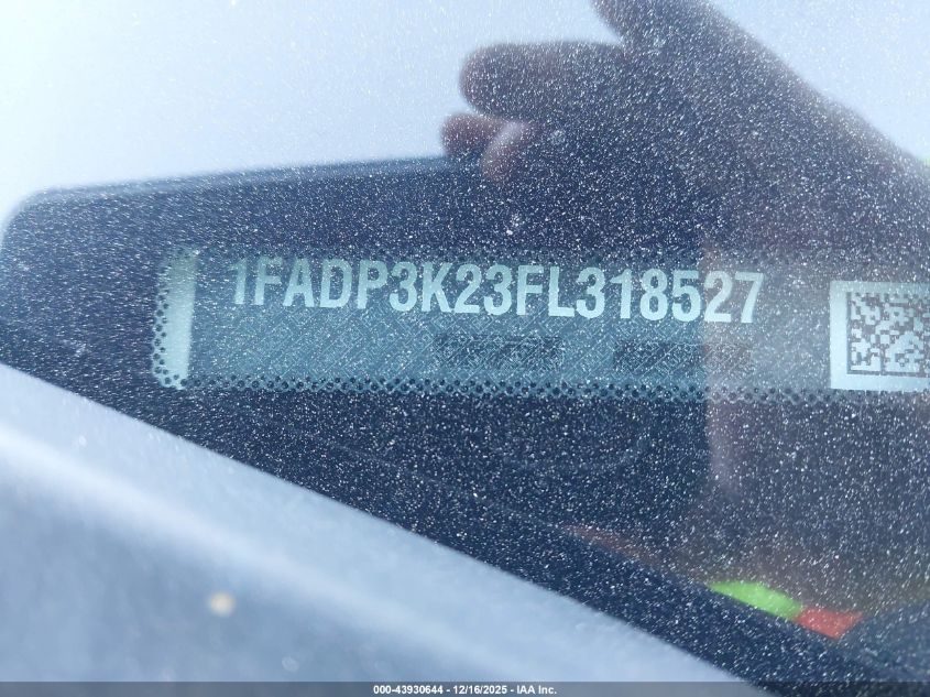 2015 Ford Focus Se VIN: 1FADP3K23FL318527 Lot: 43930644