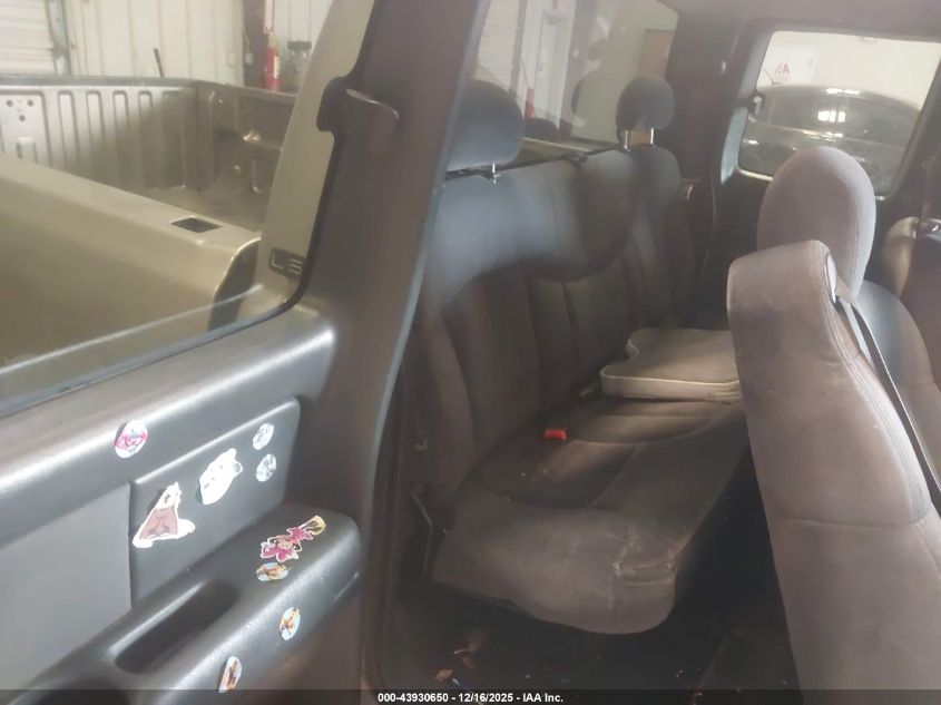 2001 Chevrolet Silverado 1500 Ls VIN: 2GCEC19T211337176 Lot: 43930650