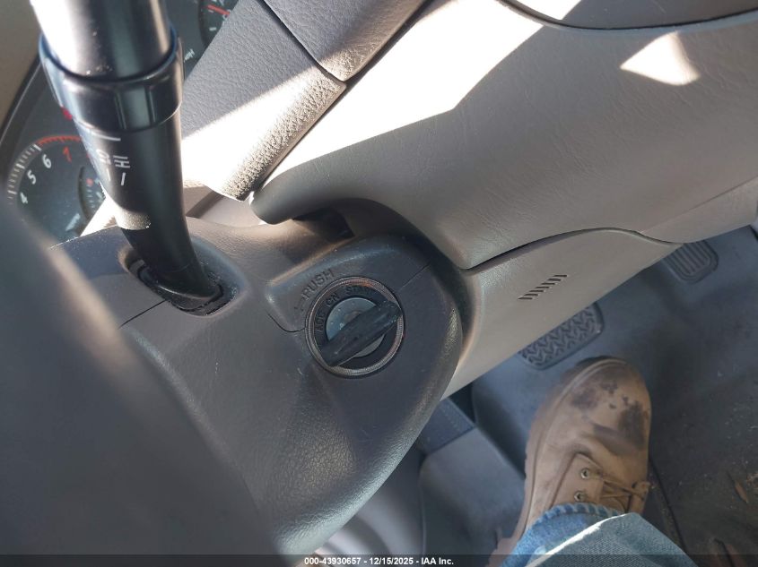 2003 Toyota Camry Le VIN: 4T1BE32K73U783949 Lot: 43930657