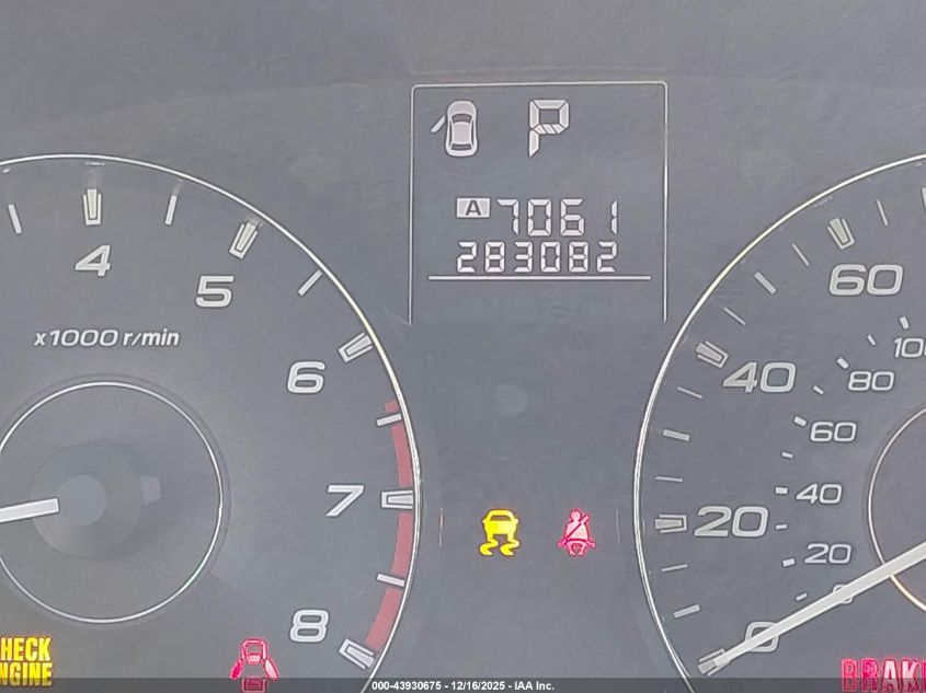 2011 Subaru Outback 2.5I Limited VIN: 4S4BRBKC1B3402978 Lot: 43930675