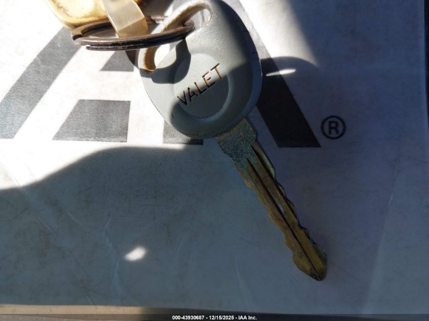 2002 Saturn L-Series L300 VIN: 1G8JW54R62Y533221 Lot: 43930687