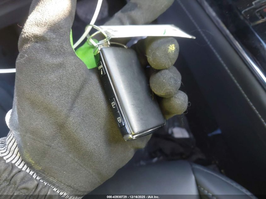 2025 Mazda Cx-30 2.5 S Preferred Package VIN: 3MVDMBCM8SM759252 Lot: 43930729