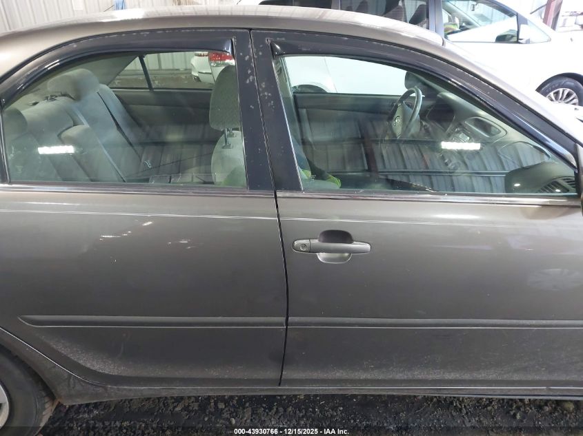 2003 Toyota Camry Le VIN: 4T1BE32K23U718426 Lot: 43930766