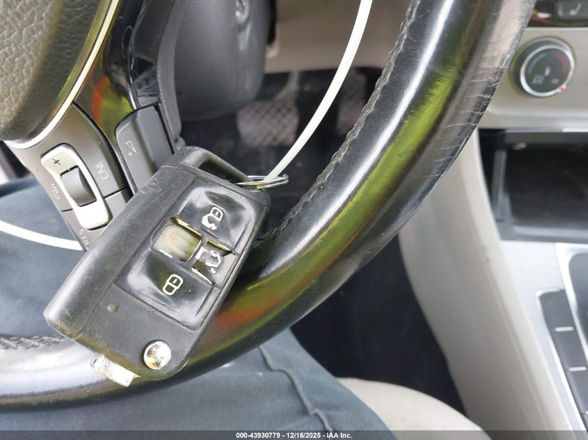 2015 Volkswagen Golf Tdi Se 4-Door VIN: 3VW2A7AU8FM022475 Lot: 43930779