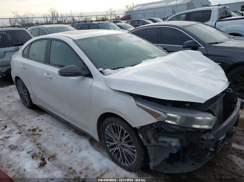 2022 Kia Forte Gt-Line VIN: 3KPF54AD7NE511692 Lot: 43930833