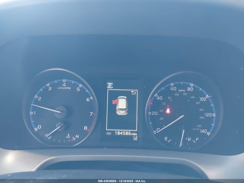 2018 Toyota Rav4 Le VIN: 2T3BFREV4JW754838 Lot: 43930850