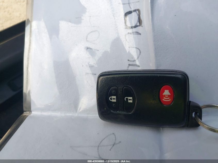 2011 Toyota Prius Two VIN: JTDKN3DU0B1402137 Lot: 43930888