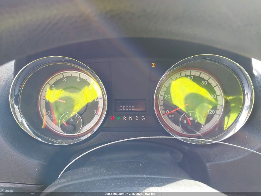 2012 Dodge Grand Caravan Sxt VIN: 2C4RDGCG8CR215455 Lot: 43930898