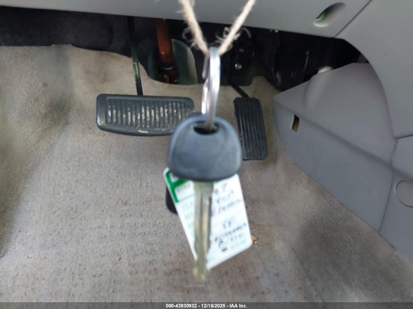 2007 Hyundai Elantra Gls/Limited/Se VIN: KMHDU46D27U077703 Lot: 43930932