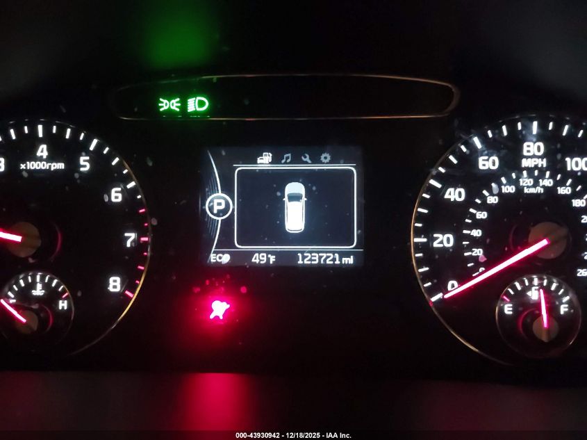 2016 Kia Sorento 3.3L Ex VIN: 5XYPH4A55GG139439 Lot: 43930942