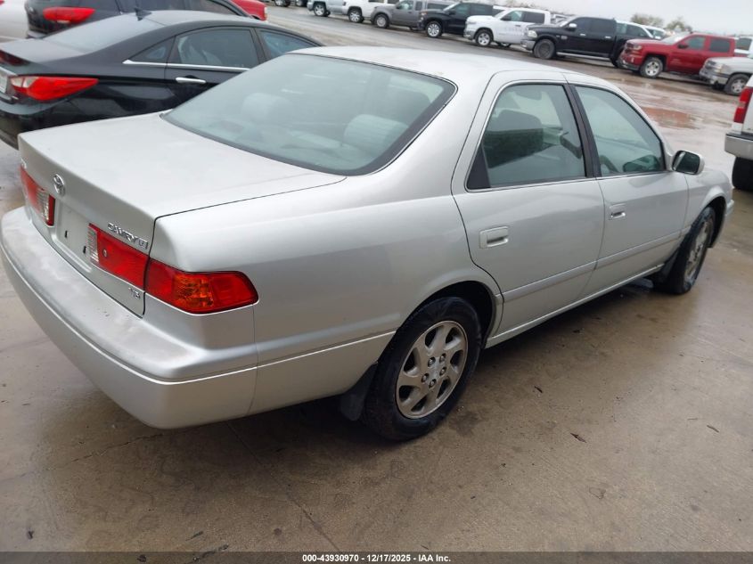2000 Toyota Camry Le V6 VIN: JT2BF22K0Y0281707 Lot: 43930970