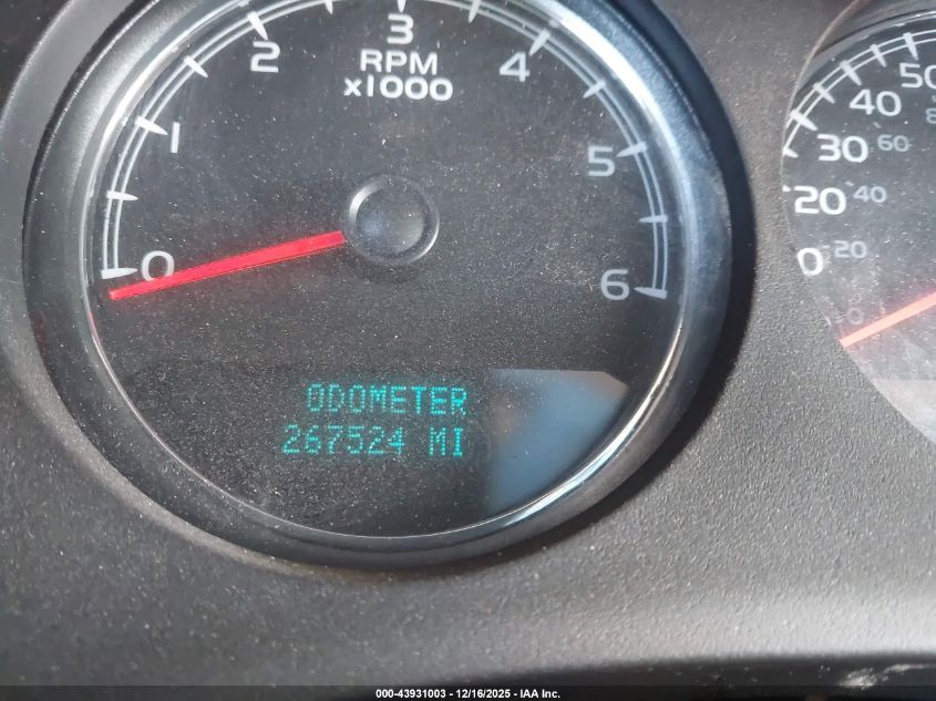 2011 Chevrolet Tahoe Ltz VIN: 1GNSKCE00BR401776 Lot: 43931003