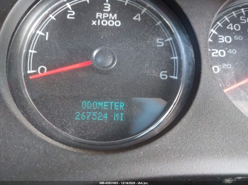 2011 Chevrolet Tahoe Ltz VIN: 1GNSKCE00BR401776 Lot: 43931003