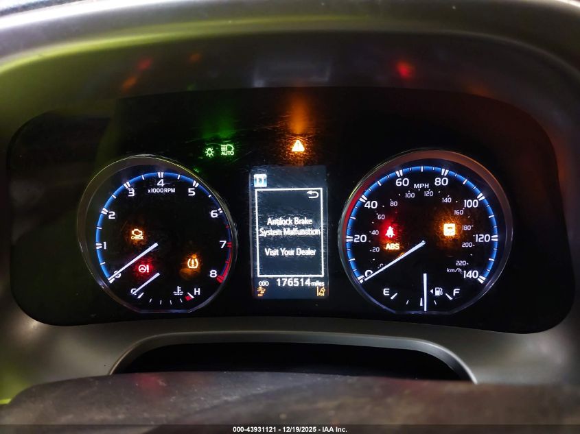 2018 Toyota Rav4 Limited VIN: JTMDFREV5JJ245316 Lot: 43931121