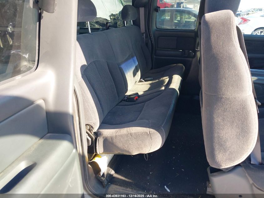 2002 Chevrolet Silverado 1500 Ls VIN: 2GCEC19W021197785 Lot: 43931163