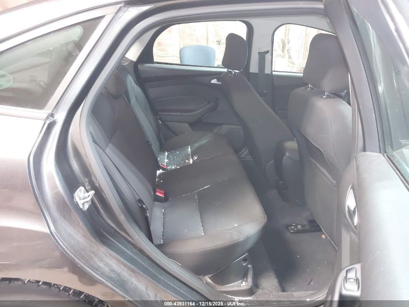 2016 Ford Focus Se VIN: 1FADP3F27GL390312 Lot: 43931164