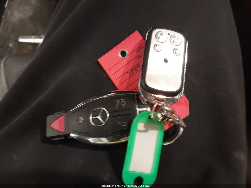 2016 Mercedes-Benz Amg S 63 4Matic VIN: WDDXJ7JBXGA011926 Lot: 43931178