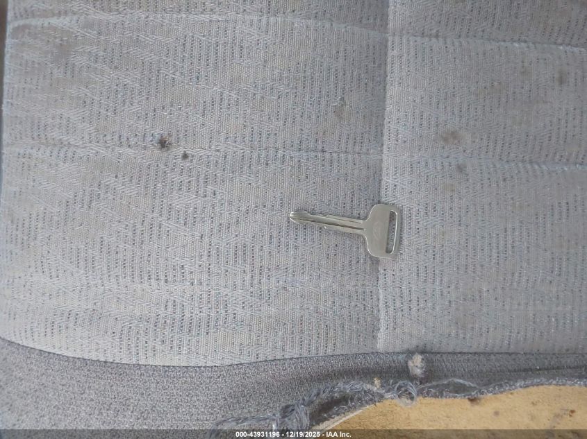 1999 Toyota Tacoma VIN: 4TAWN72N0XZ499770 Lot: 43931196