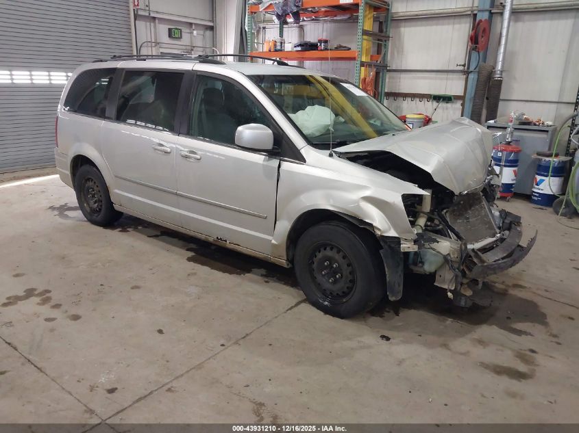 CHRYSLER TOWN & COUNTRY TOURING