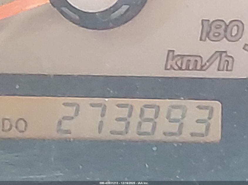 2004 Toyota 4Runner Sr5 V8 VIN: JTEBT14R440040789 Lot: 43931213