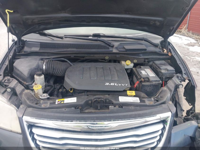 2013 Chrysler Town & Country Touring VIN: 2C4RC1BG1DR621418 Lot: 43931221