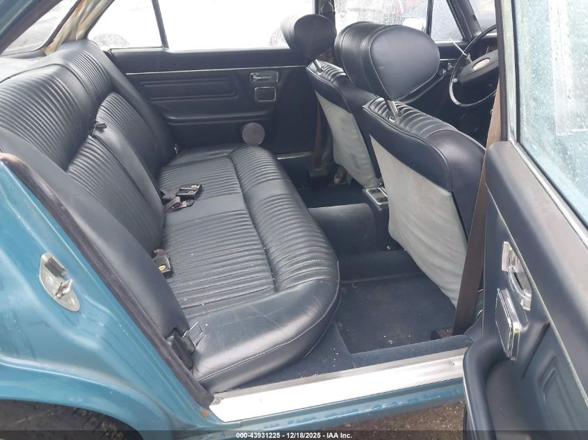 1977 Jaguar Xj4D VIN: UH2T64878BW Lot: 43931225