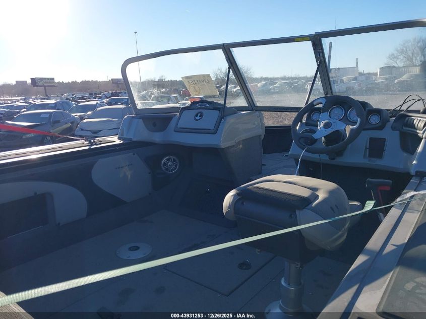 2019 Tracker Marine Targa V-19 Combo VIN: BUJ17170C919 Lot: 43931253