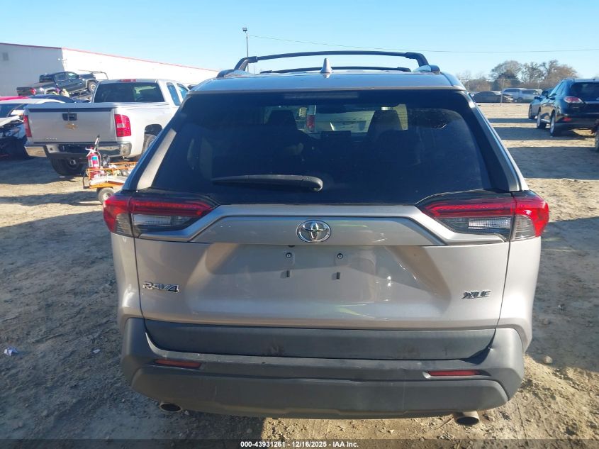 2020 Toyota Rav4 Xle VIN: 2T3W1RFV7LC055092 Lot: 43931261