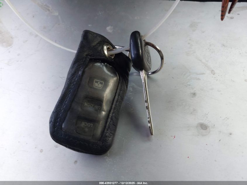 2004 Toyota Sequoia Limited V8 VIN: 5TDZT38A74S231834 Lot: 43931277