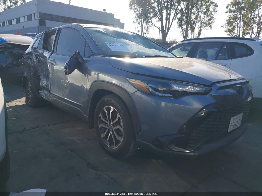 TOYOTA COROLLA CROSS S